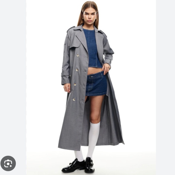 Lioness trench coat - Picture 1 of 5